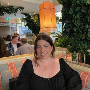 Meet your Posher, Rebecca